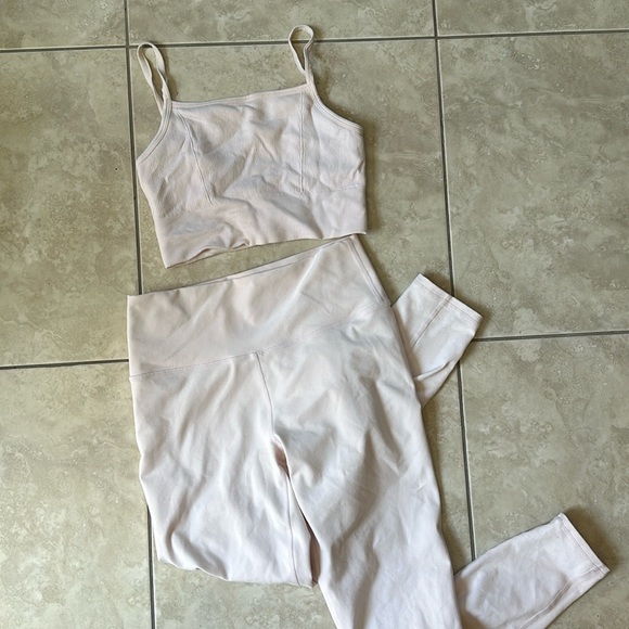 Fabletics Pink High Waisted Leggings and Sports Bra Set - Picture 1 of 1